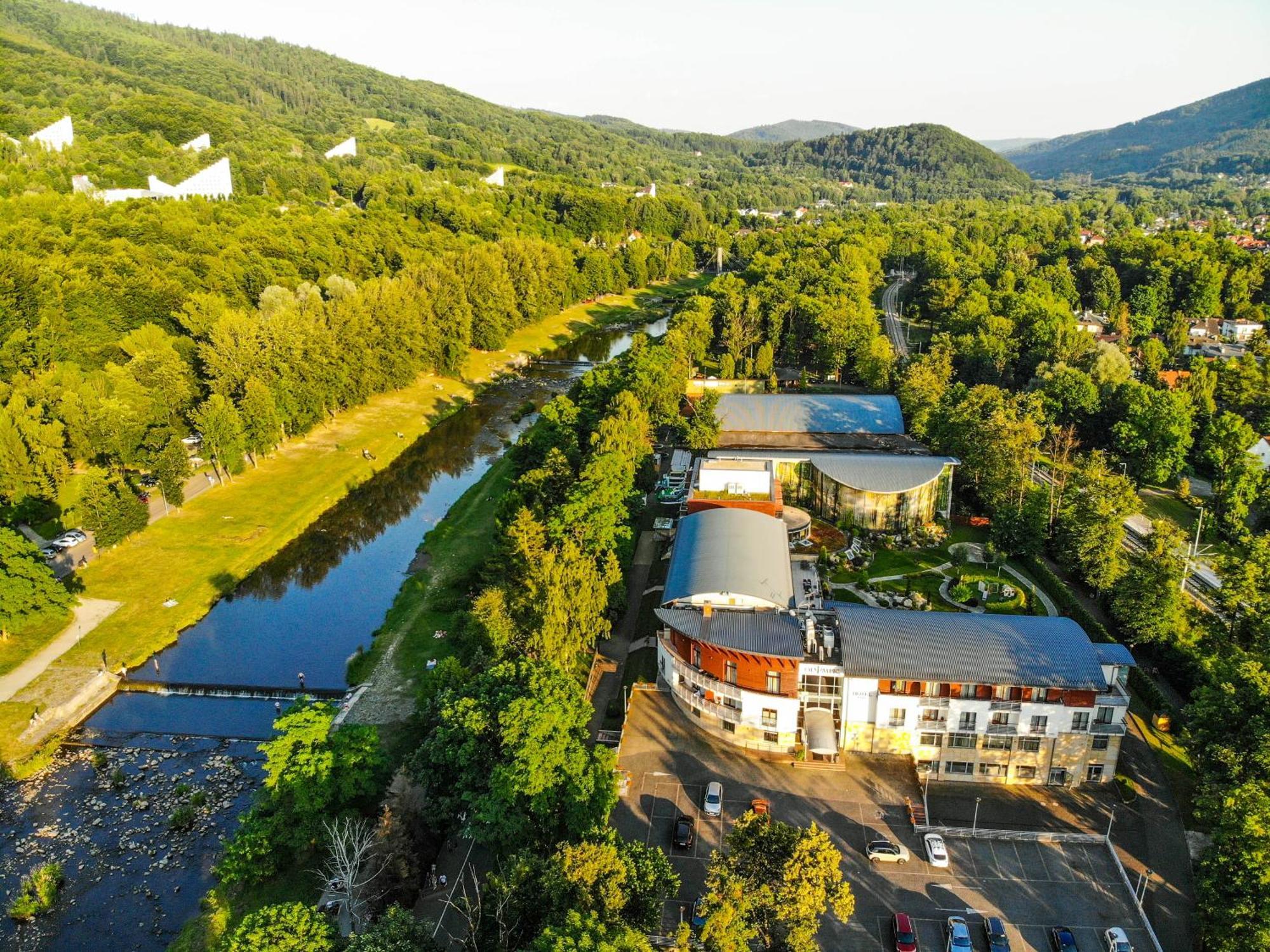 Hotel Olympic Spa & Wellness Ustroń Exteriör bild