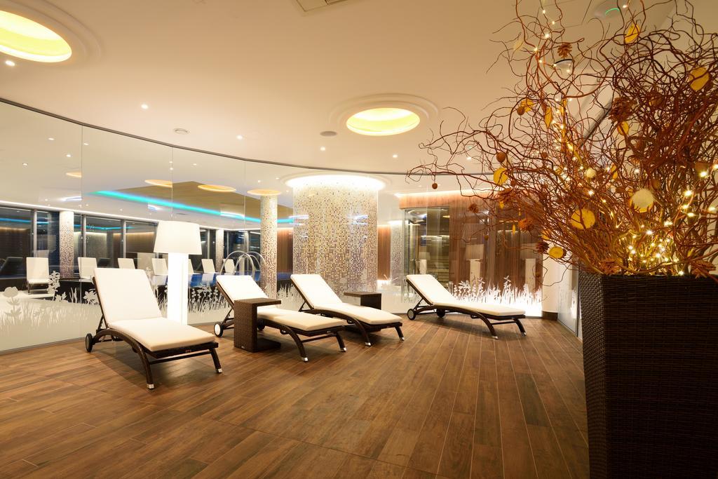 Hotel Olympic Spa & Wellness Ustroń Exteriör bild